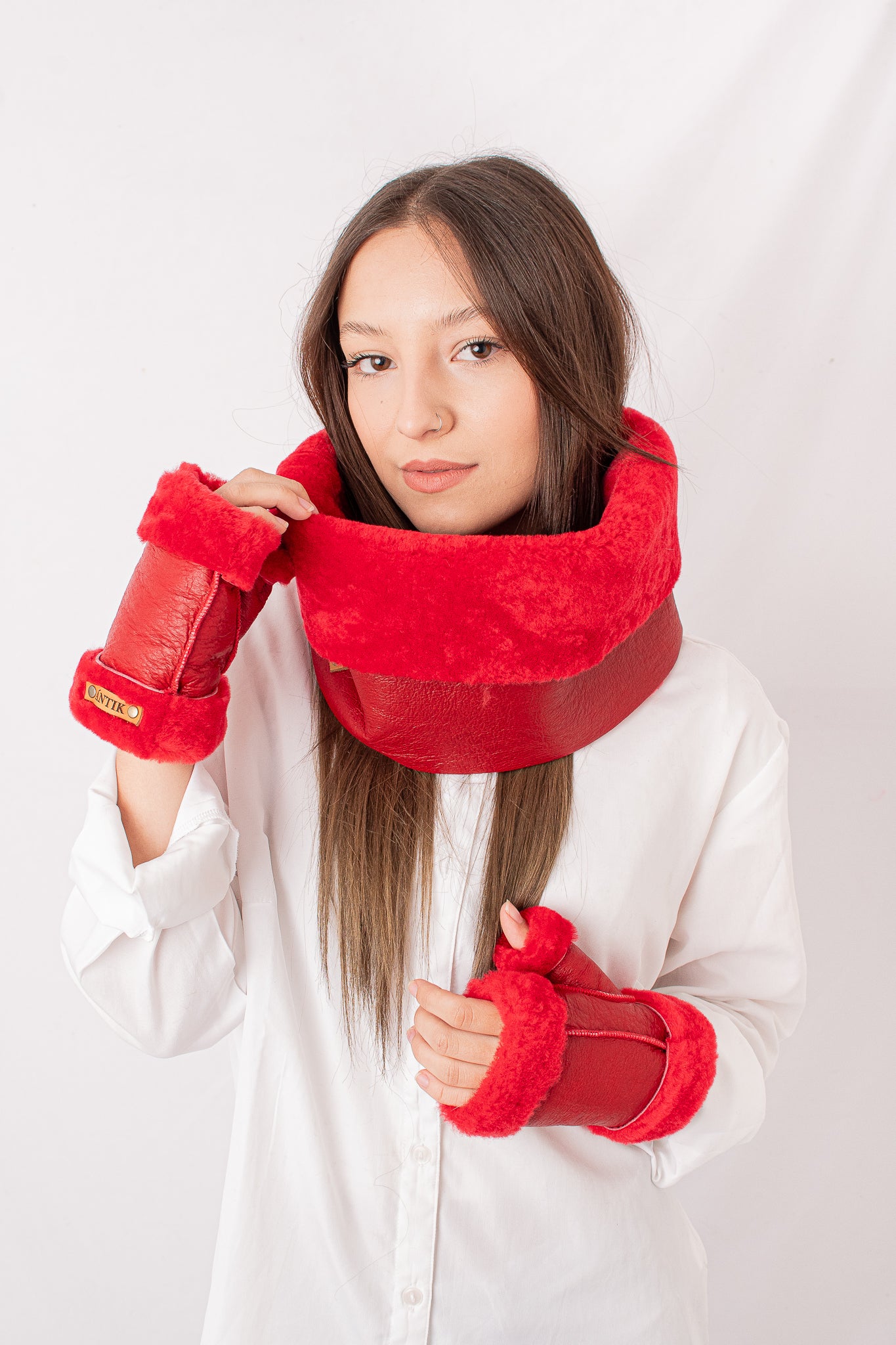 CUELLITO LEATHER
